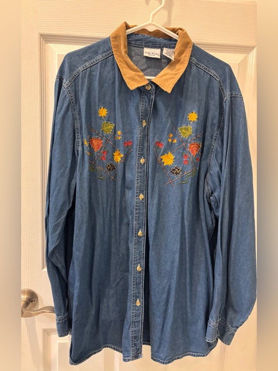 Bobbie Brooks Tops - Bobbie Brooks Vintage Fall Leaves Denim Shirt